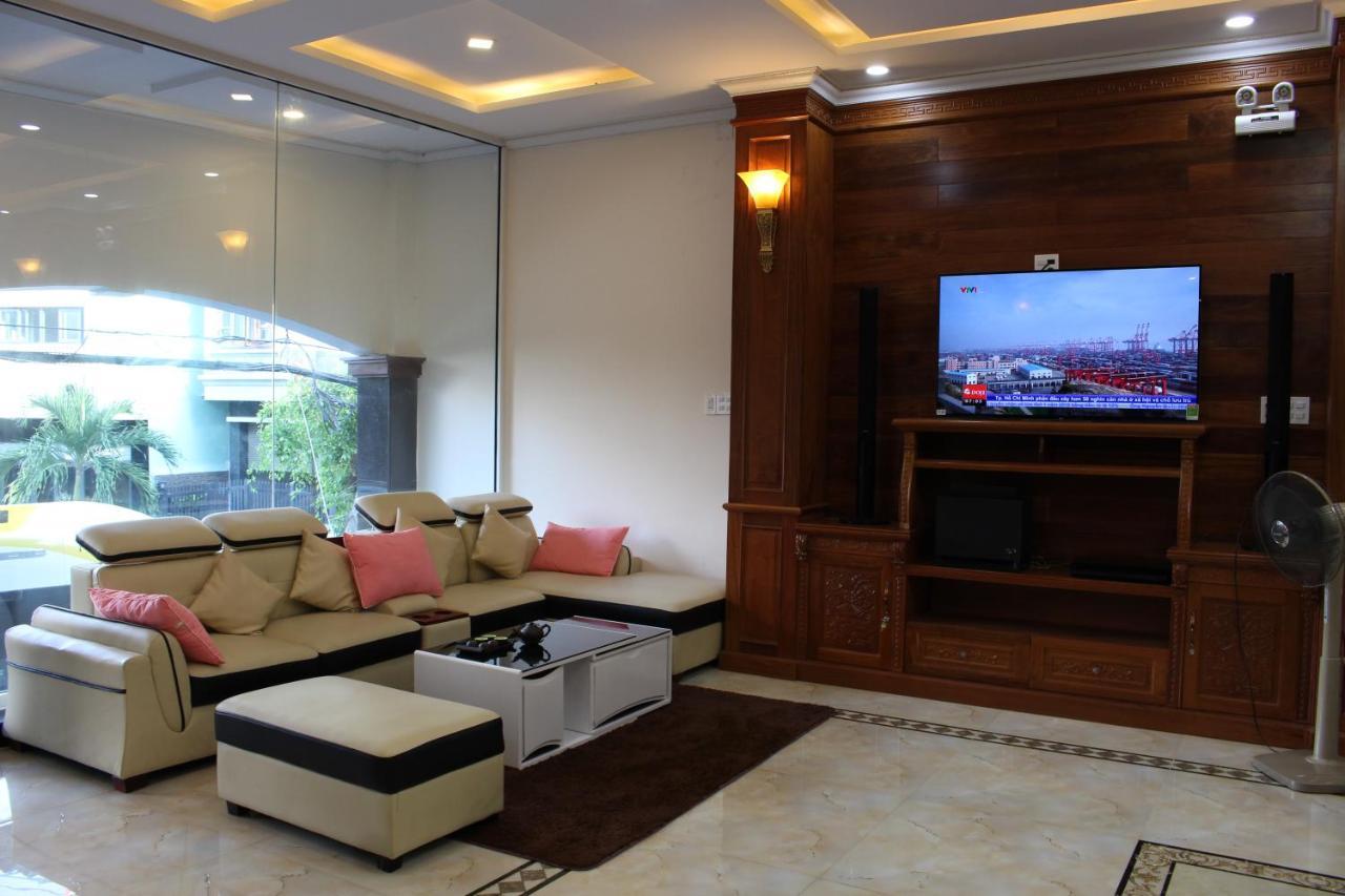 Khach San Sao Viet Hotel Куи Нхон Екстериор снимка