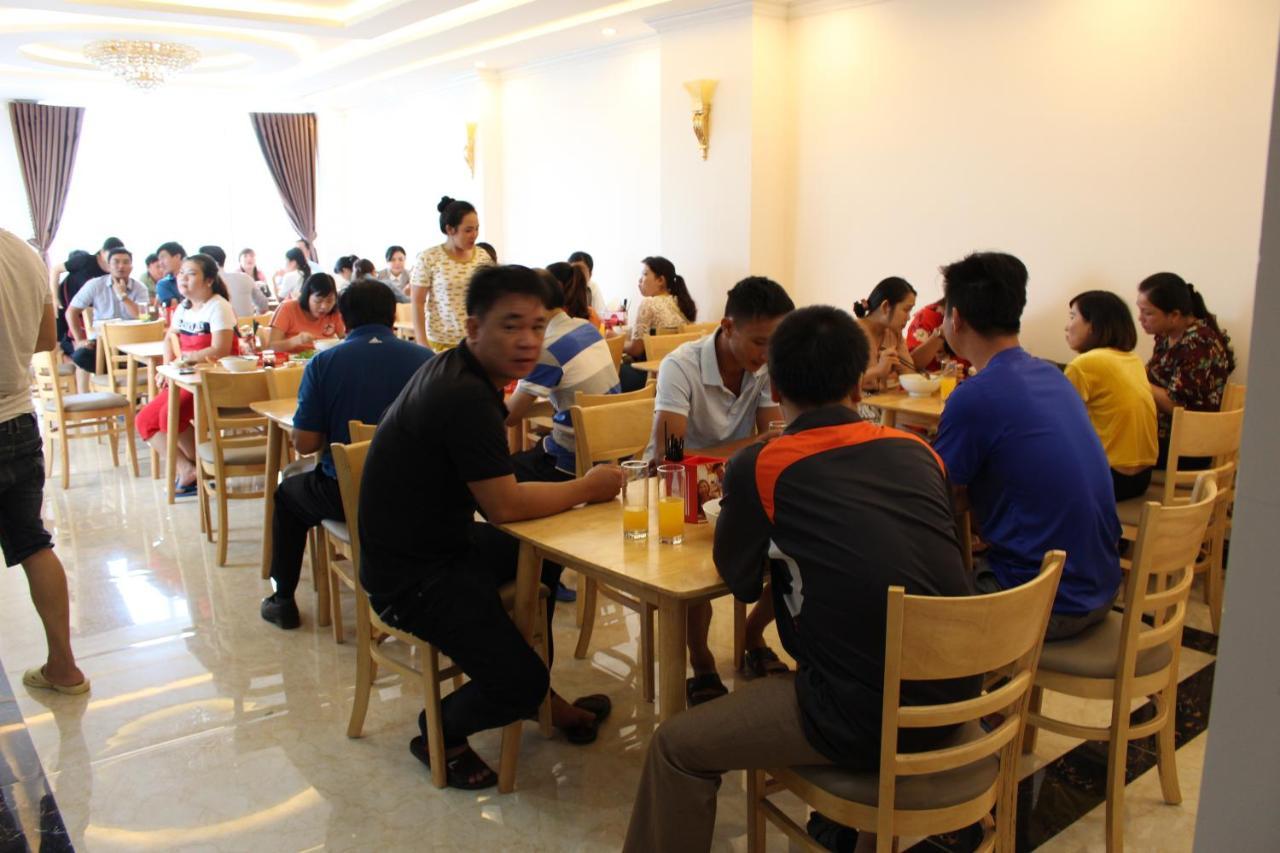 Khach San Sao Viet Hotel Куи Нхон Екстериор снимка