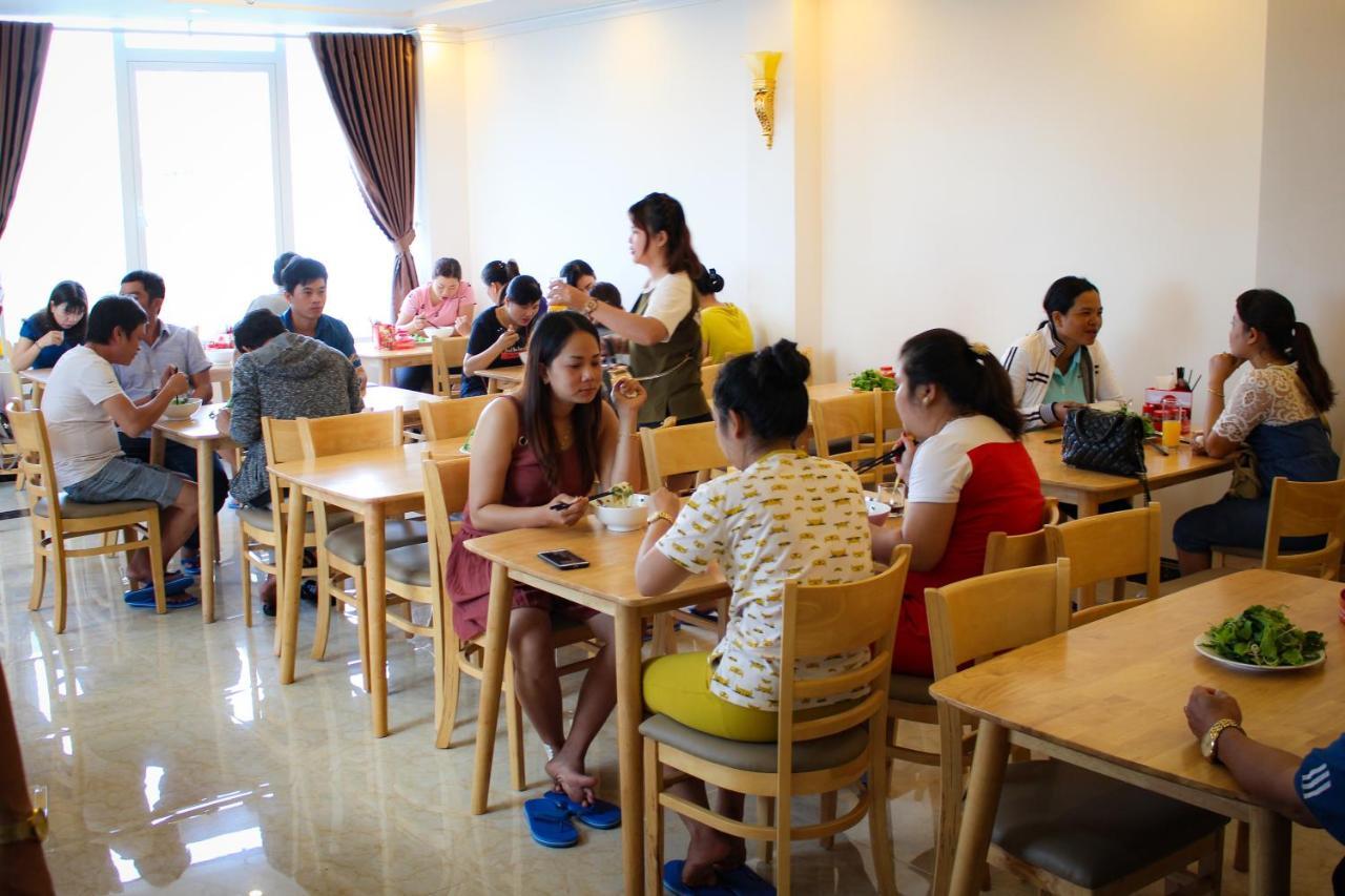 Khach San Sao Viet Hotel Куи Нхон Екстериор снимка