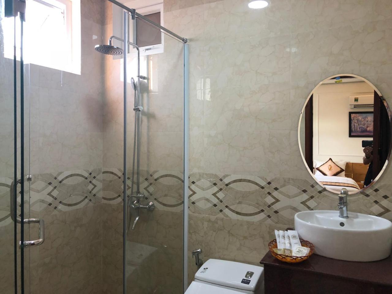 Khach San Sao Viet Hotel Куи Нхон Екстериор снимка