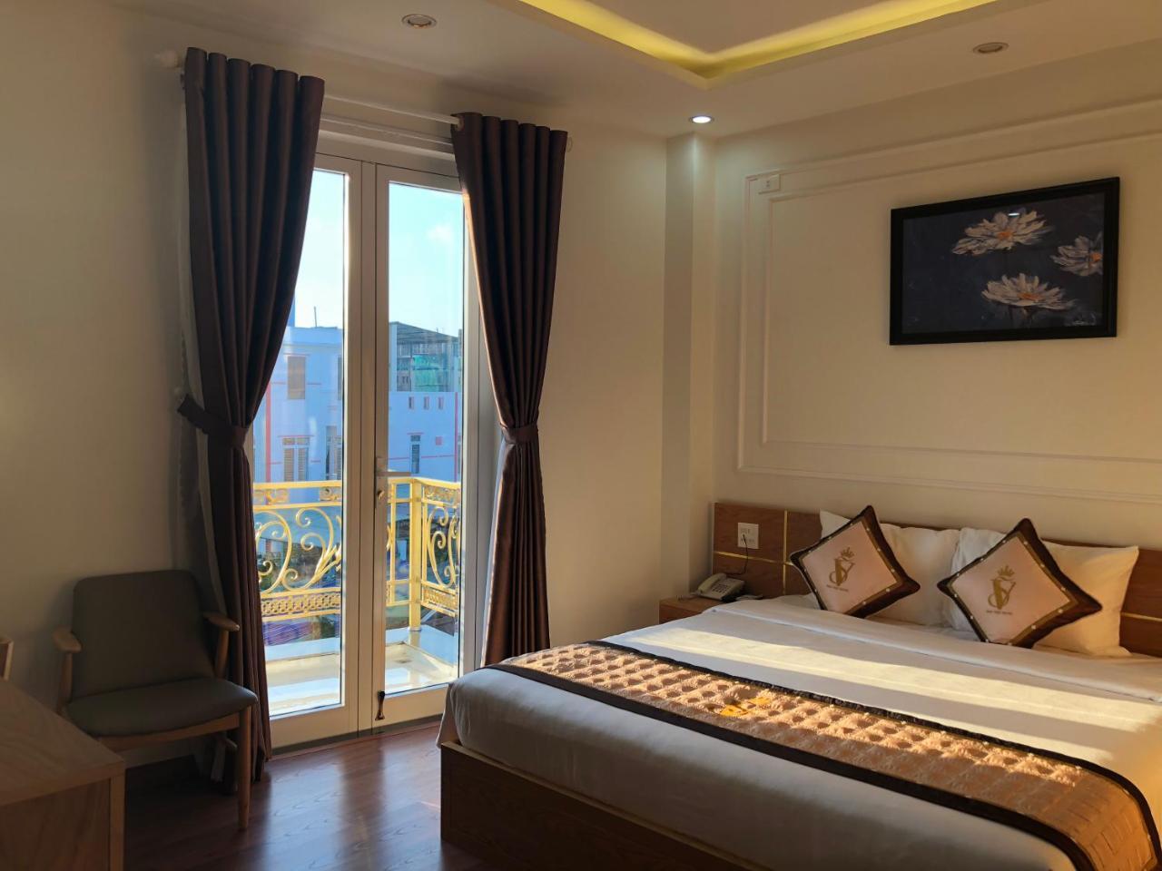Khach San Sao Viet Hotel Куи Нхон Екстериор снимка